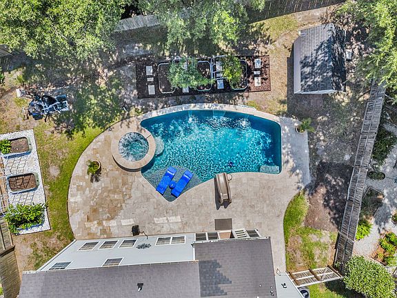 2nd image of 1412 Kinglet Ln
