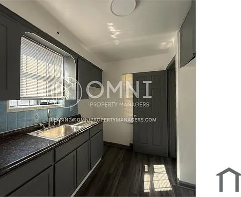 9747 Somerset Ave — Photo 6