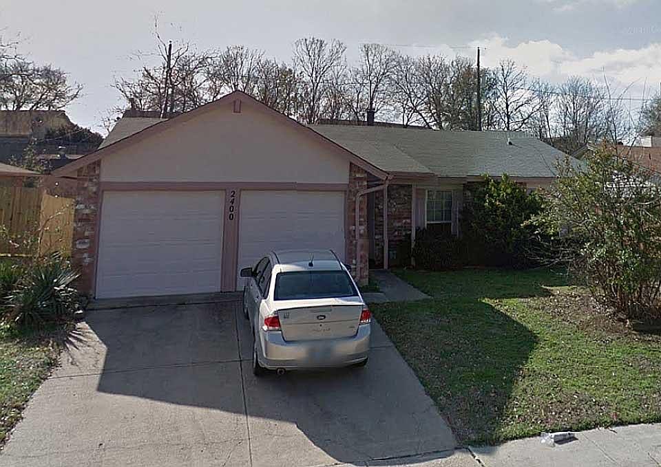 1st image of 2400 Heathercrest Dr