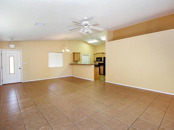 3rd image of 1215 W Prior Ave
