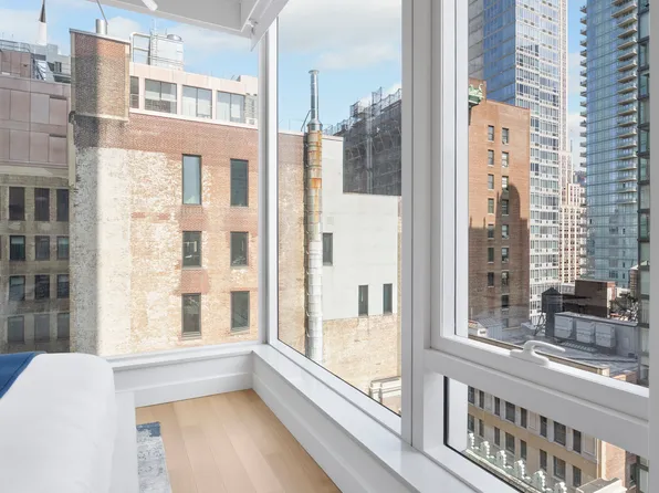 15 East 30th Street image 10 of 14