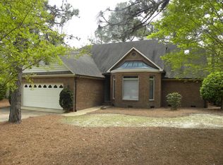 5 Salem Dr, Pinehurst, NC 28374