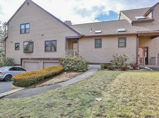 14 Stillmeadow Cir, Monroe, CT 06468