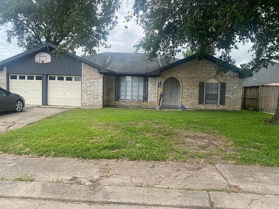 715 S 3rd St, Nederland, TX 77627 | Zillow