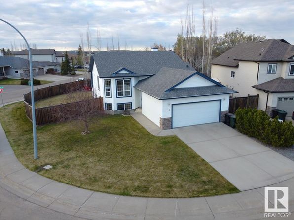 13 Huntington Bay, Spruce Grove, AB T7X 4K7