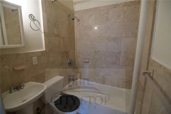 Rented by City Stop Realty | media 13