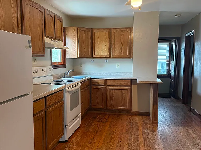 301 N Beaumont Rd — Photo 3