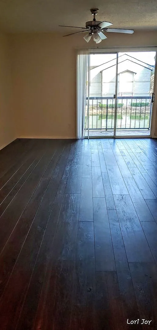 Orlando: 2 Bed/2 Bath, Pond View Condo On 2nd Floor — Photo 3