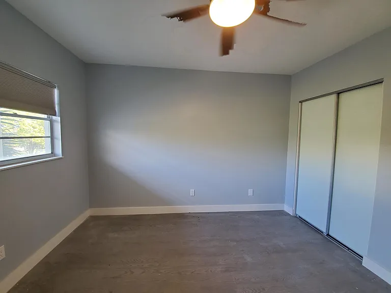Second bedroom/office