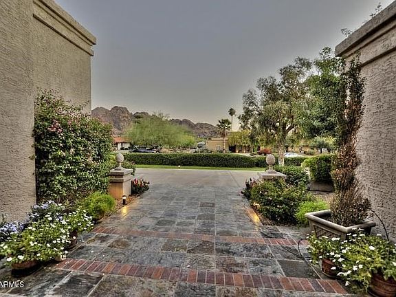Mountain view from your front door!