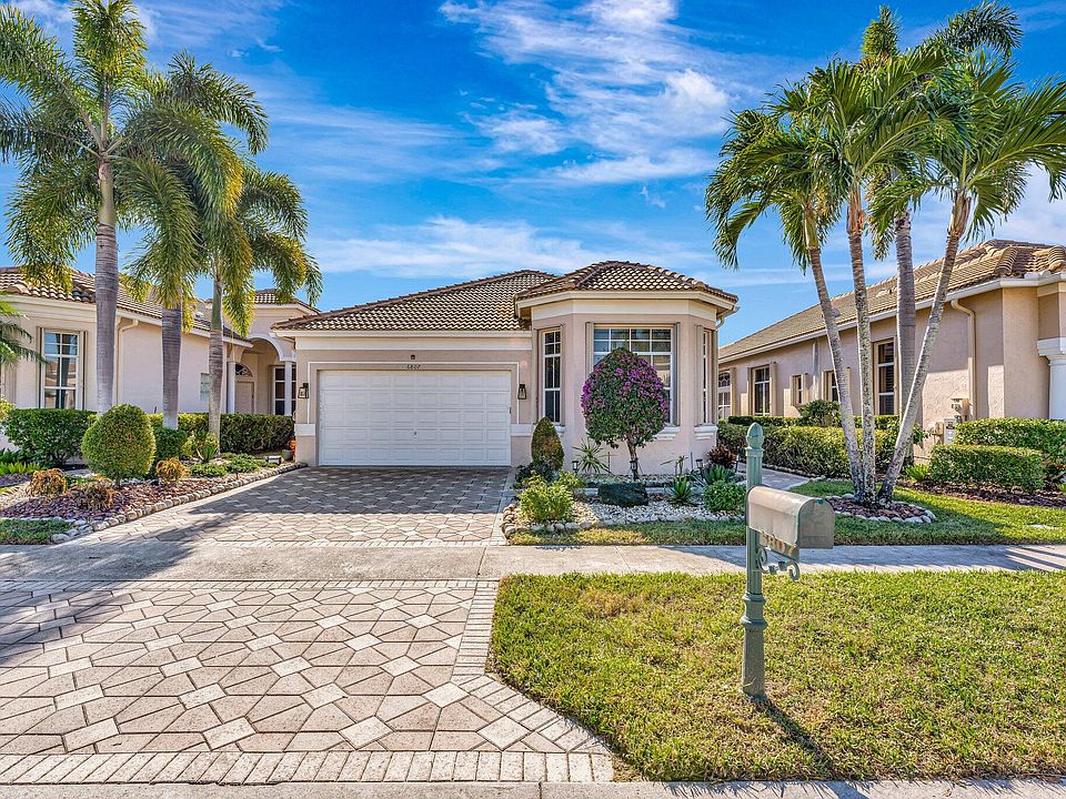 1st image of 6807 Fairway Lakes Drive