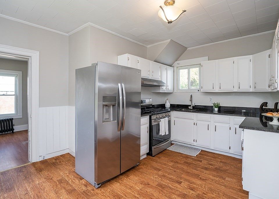 7 Healy St, West Springfield, MA 01089 Zillow