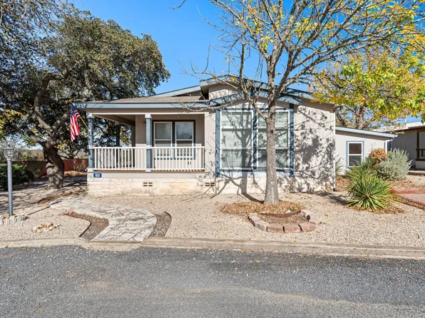 80 Apache Dr, Kerrville, TX 78028