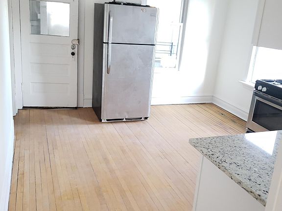 4th image of 5001 N Western Ave #2F