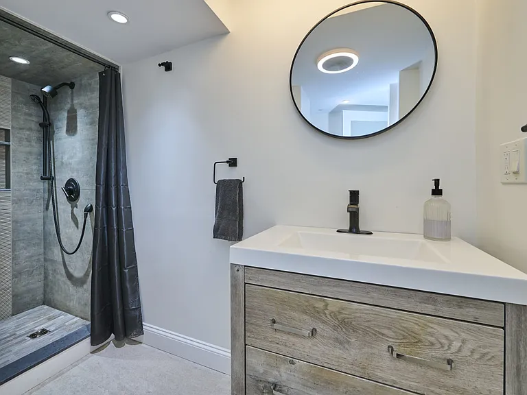 458 Beacon St #1 — Photo 9
