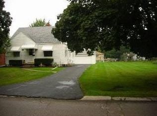 513 Reineck Dr, Toledo, OH 43605