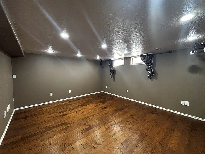 157 N 400 W — Photo 8
