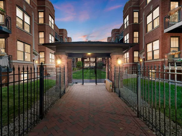 2705 N Mildred Ave APT 3A, Chicago, IL 60614