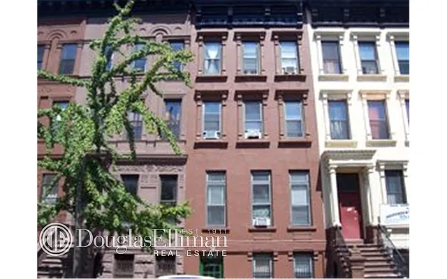 Rented by Douglas Elliman | media 21