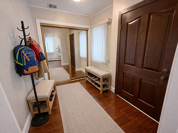 3rd image of 47 Harding Ct #1