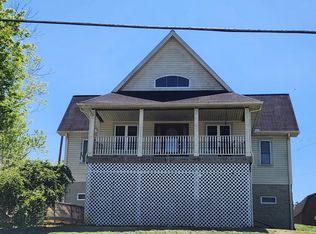 558 W Pike St, Louisa, KY 41230