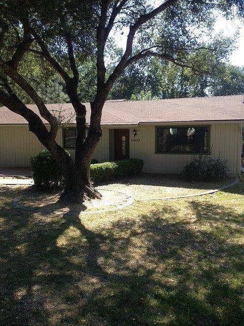 1st image of 40682 Griffin Dr