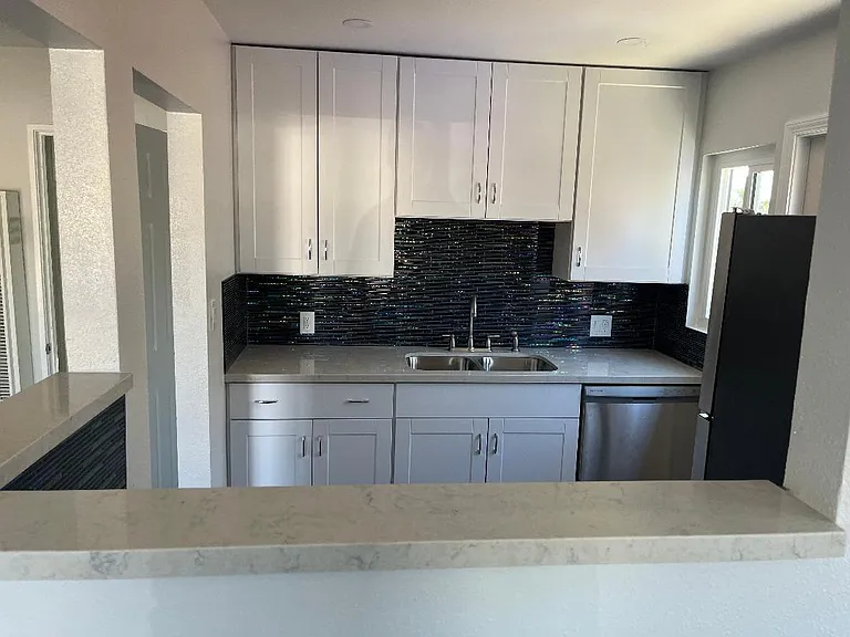 3161 Luna Ave — Photo 3