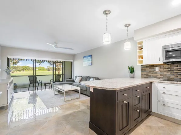 600 Greensward Lane #103-Kn, Delray Beach, FL 33445