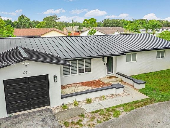 3rd image of 10316 SW 50th St
