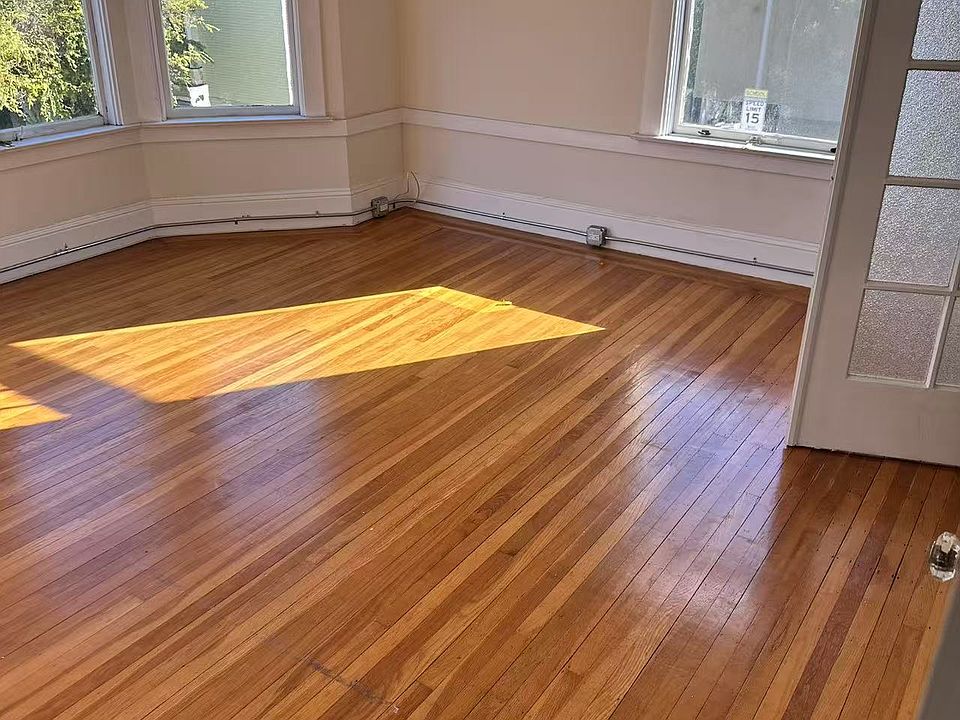1st image of 306 Fair Oaks St APT 6