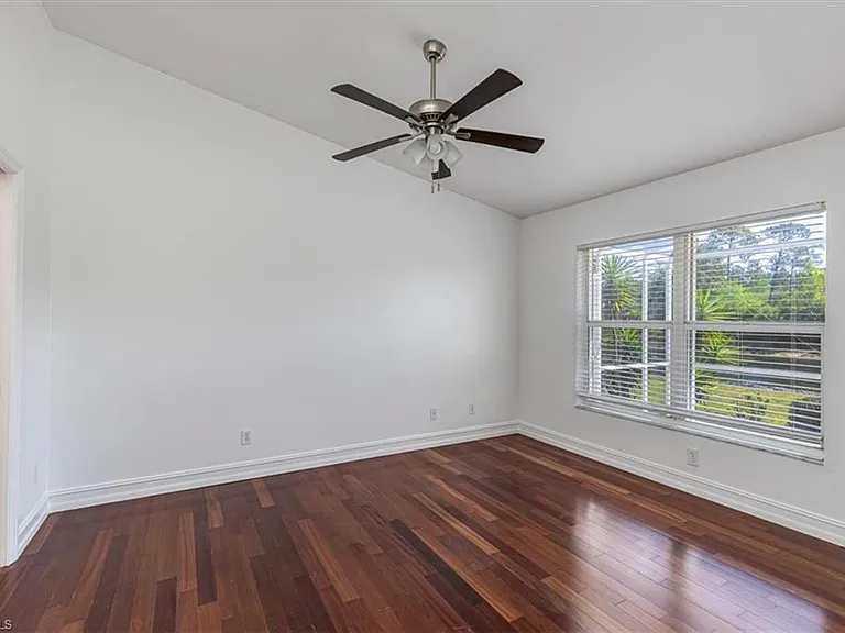 5446 Whitten Dr #19 — Photo 6