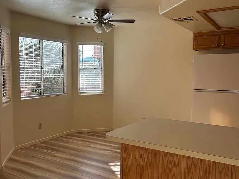 902 Mesquite Springs Dr #101 — Photo 9
