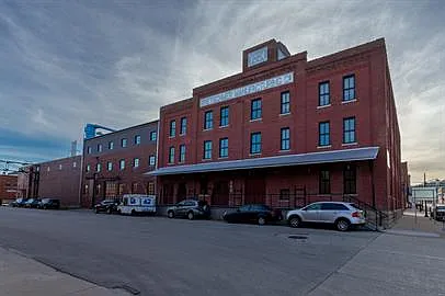 Building Photo - Kretschmer Lofts