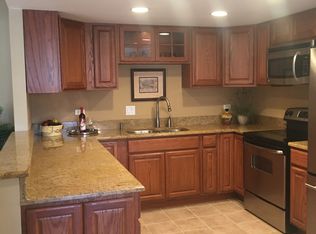 2 Barrow On Duxbury, Rolling Meadows, IL 60008