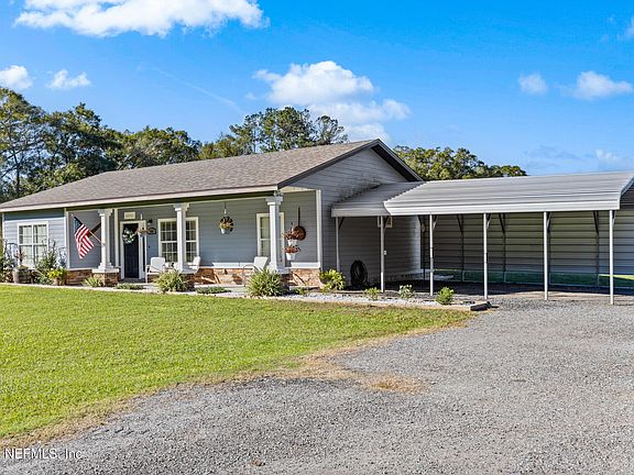 2nd image of 1556 NE COUNTY ROAD 219A