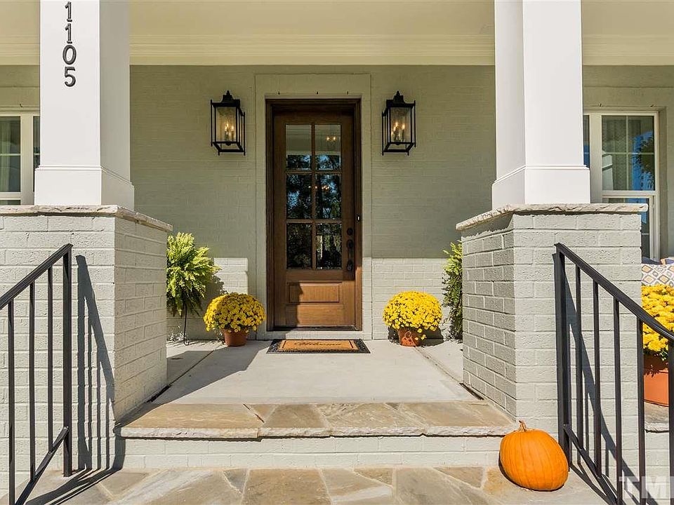 2nd image of 1432 Reservoir View Ln #52