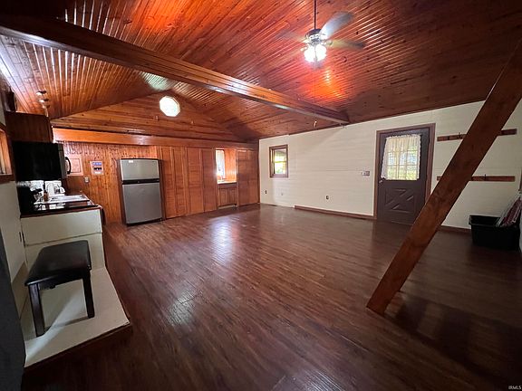 2nd image of 3166 N Happy Hollow Rd