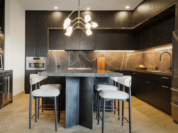 295 Main St Unit R201, Edwards, CO 81632