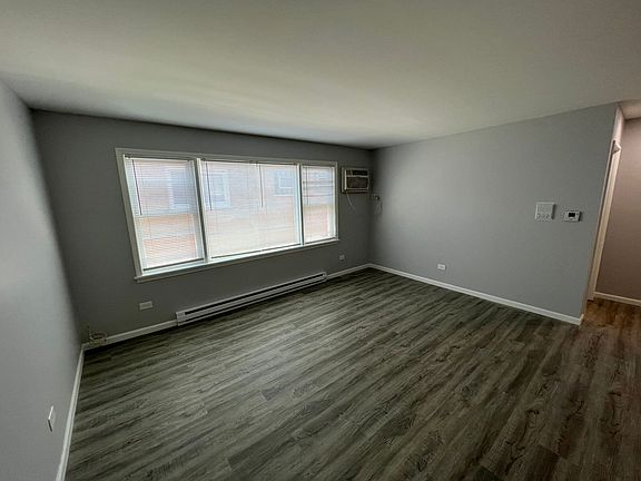 5th image of 5128 S Cicero Ave APT 3SW