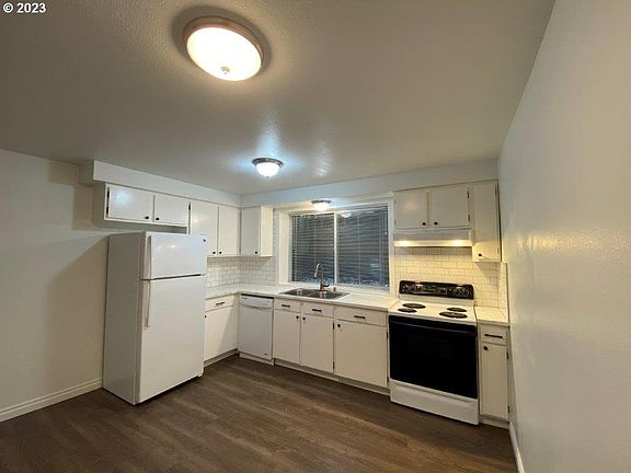 4th image of 1814 Z St