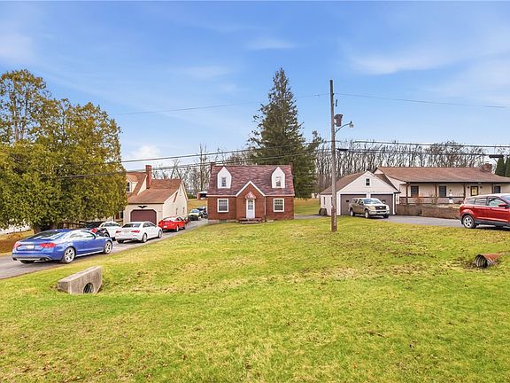 2nd image of 1111 Million Dollar Hwy