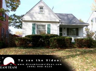 5920 Hodgman Dr, Parma Heights, OH