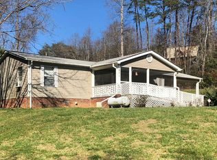 207 Joe Moody Rd, Warne, NC 28909