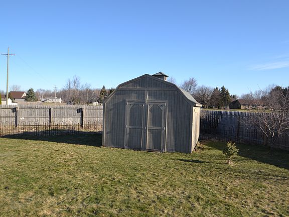 3rd image of 1552 Fisherville Ct