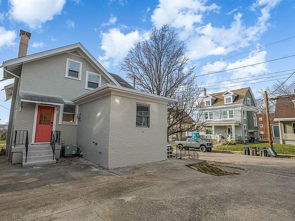 4th image of 2260 Norwood Ave