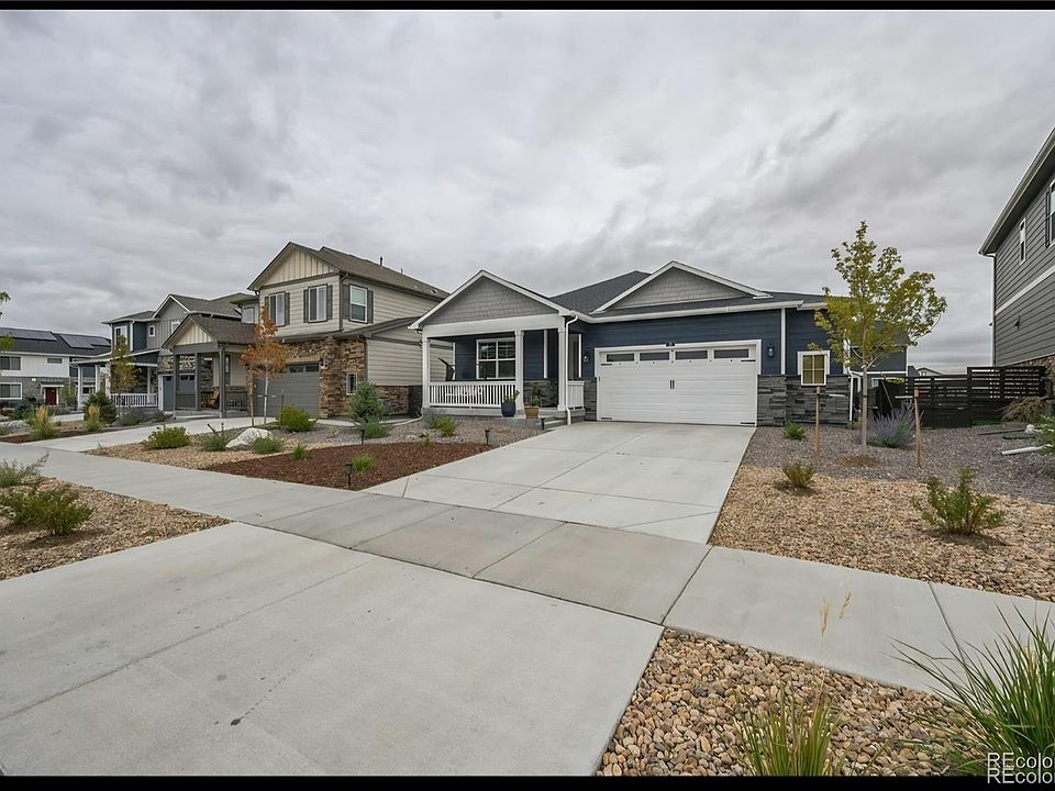 2nd image of 30 N Vandriver Way