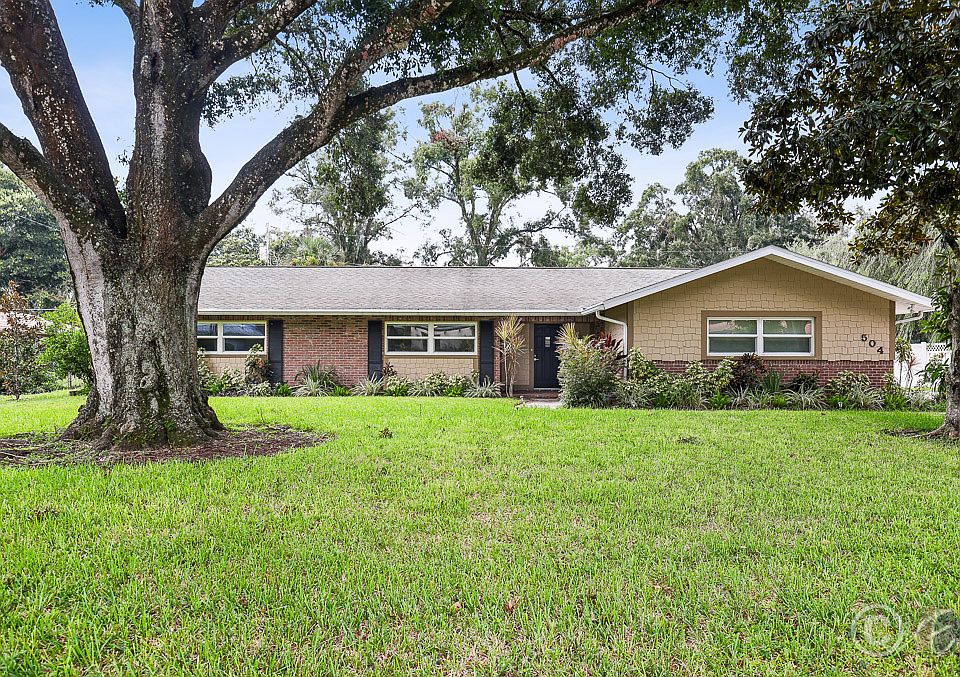 1st image of 504 Crestover Dr