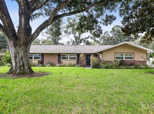 504 Crestover Dr, Temple Terrace, FL 33617
