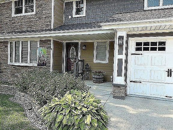 2nd image of 2602 Springfield St