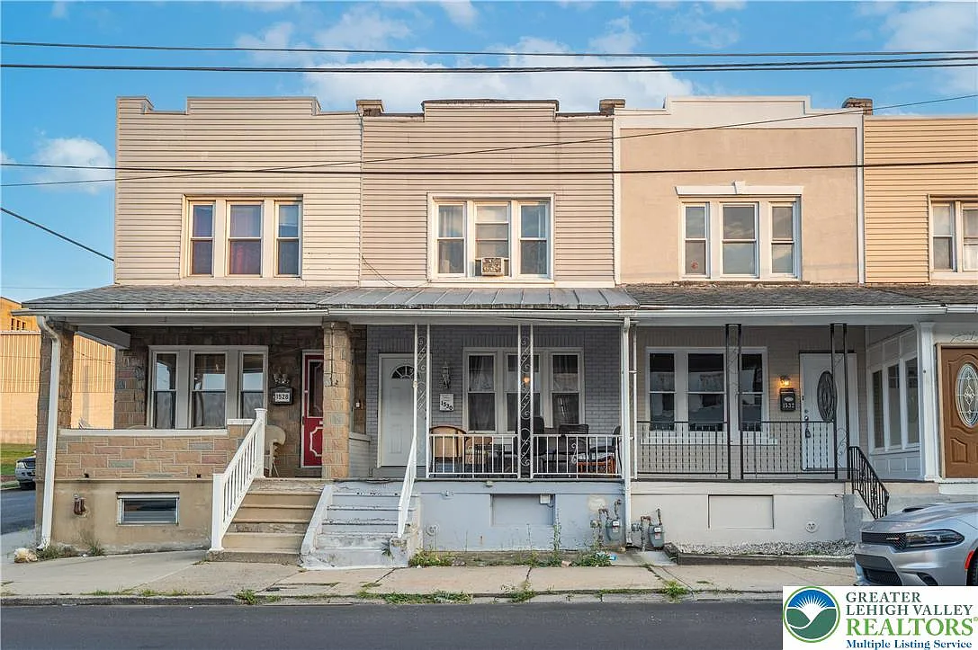1530 W Tilghman St photo 1
